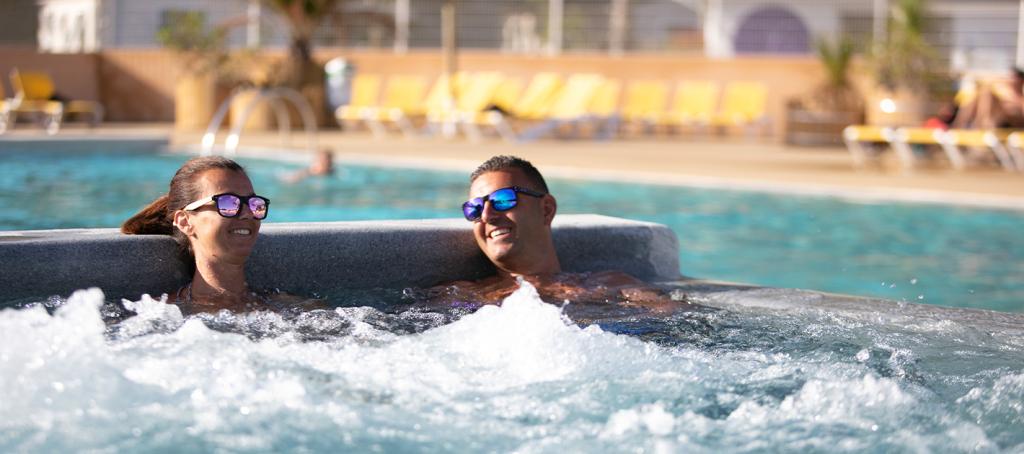 Piscine du camping Les Oyats