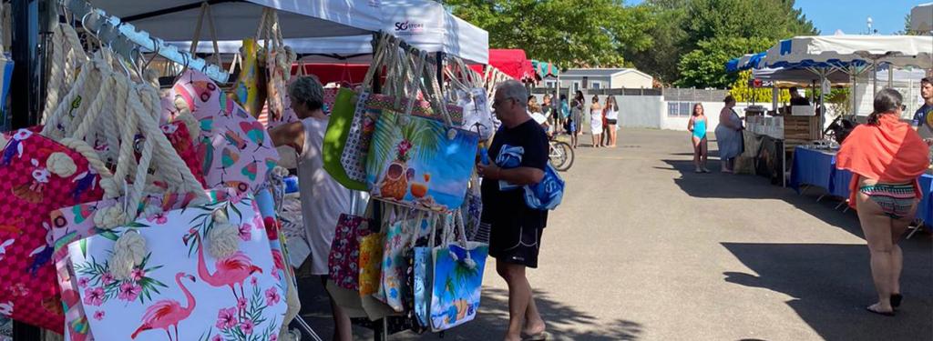 mini marché au camping Le Pipiou